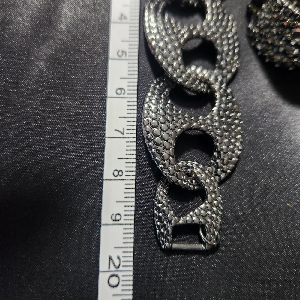 Pavé Link Statement Bracelet and Gray Rhinestone Ring Set - Blackened Silver - Picture 6 of 7